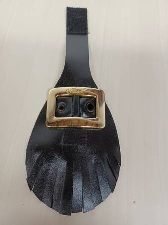 Buckle Brogue Ghillie Shawls :: Black Leather :: Gold Tone Buckle 